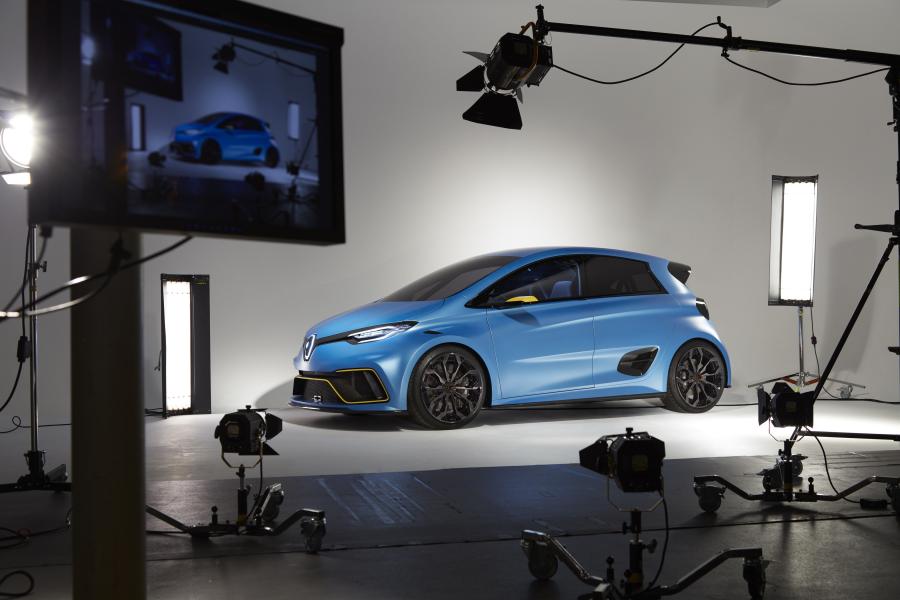  Renault Zoe e-sport 2017 года  (фото 19 из 63)